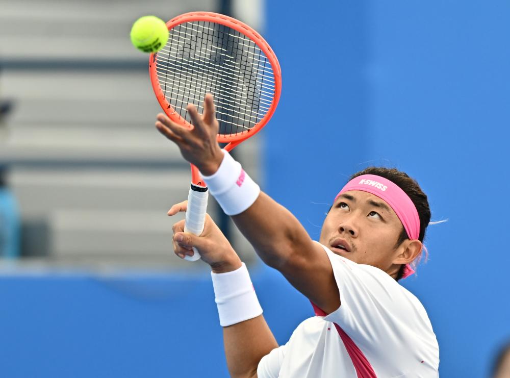 国乒8-2战胜法国队，豪取六连胜，王曼昱轰出11：2，梁靖崑丢两局